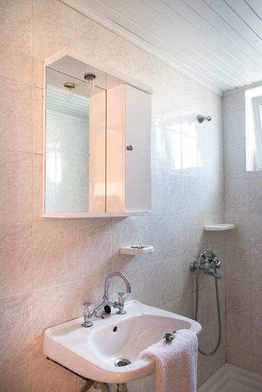 Villa Pouliezos Apartments Alykanas  Phòng bức ảnh