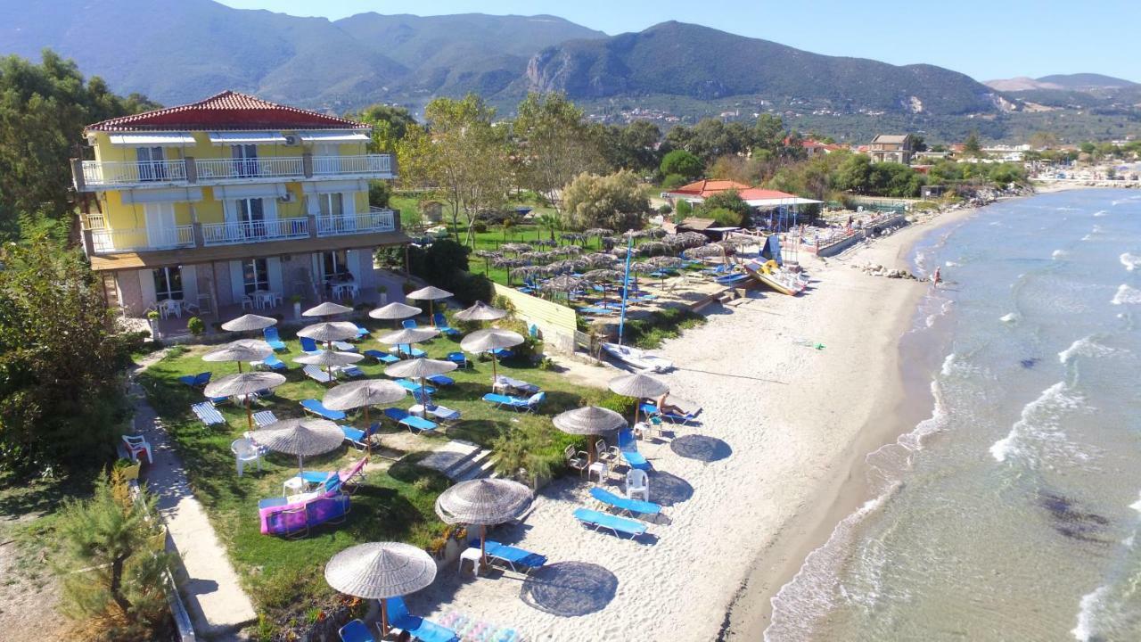 Villa Pouliezos Apartments Alykanas  Ngoại thất bức ảnh